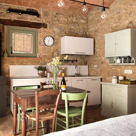 Il Borghetto - La Bottega Di Adele Loft Apartment Castelnuovo dellʼAbate Екстериор снимка