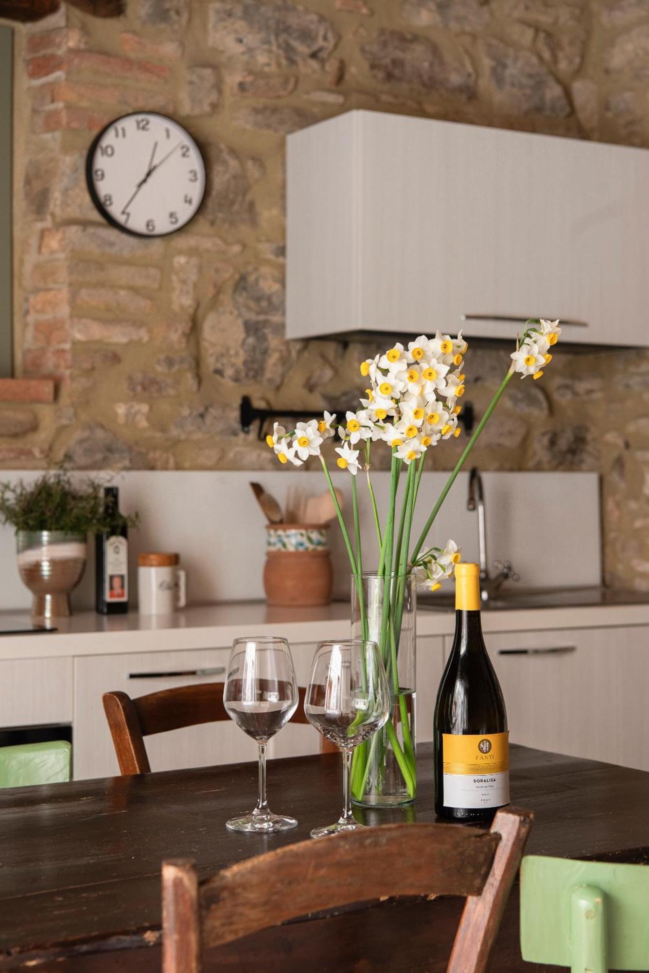 Il Borghetto - La Bottega Di Adele Loft Apartment Castelnuovo dellʼAbate Екстериор снимка